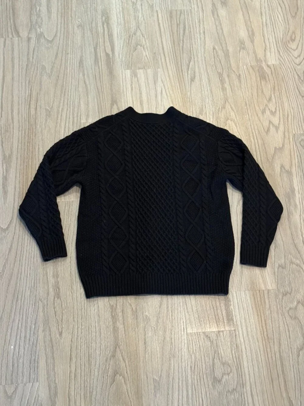 Sunday Best Aritzia Merino Wool Blend Cable Knit Cardigan Black Button Front Swe - Picture 7 of 7